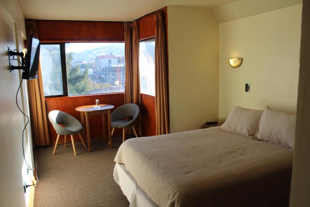 Hotel Antupiren — foto 1