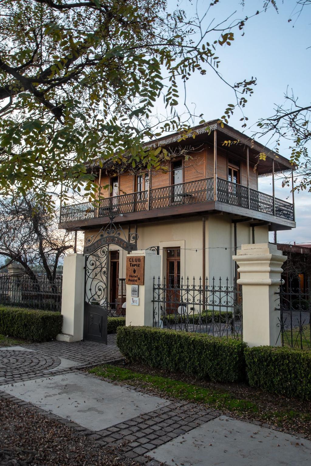 Club Tapiz Hotel & Restó — foto 1