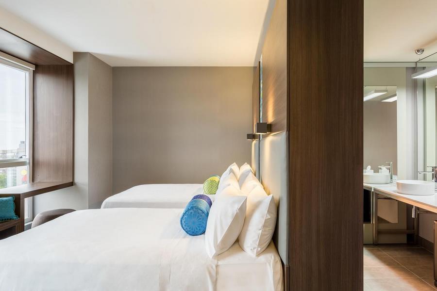 Aloft — foto 1