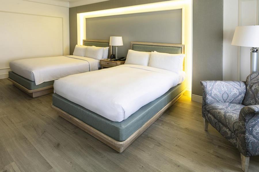 Hilton Colon — foto 1