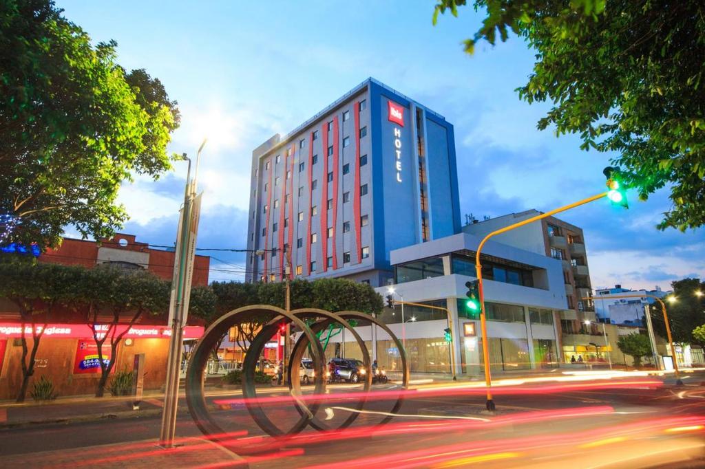 Ibis Cucuta — foto 2