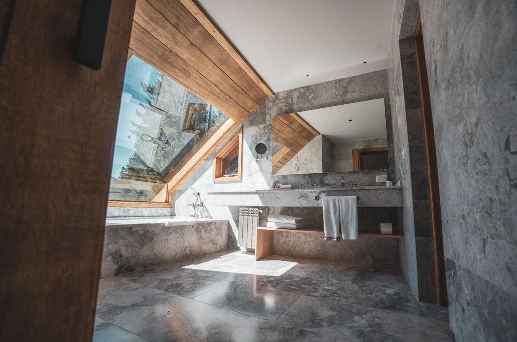 Auria Angostura — photo 1